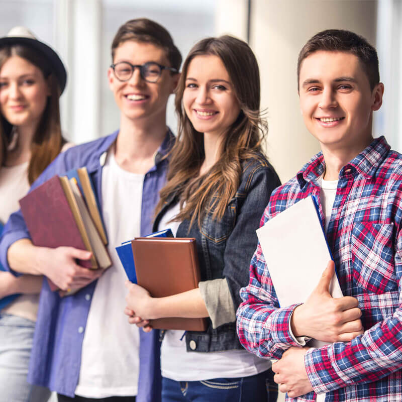 smiling-students Smiling Students